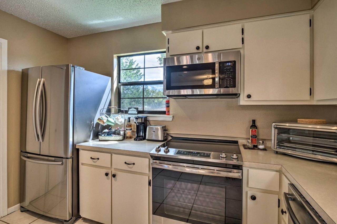 Horseshoe Bay Resort Townhome - Near Lake Lbj! Εξωτερικό φωτογραφία